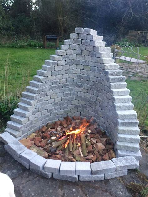 40 Diy Fire Pit Ideas Stacked Inground And Above Ground Designs