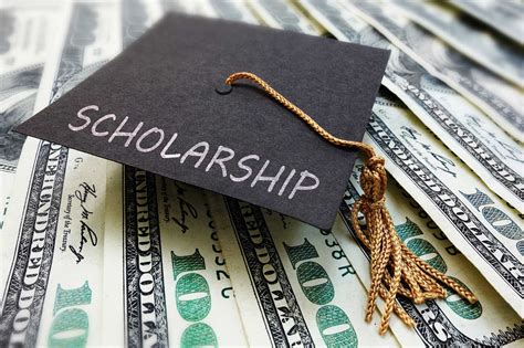 Grants For College: Apply Now And Save Thousands