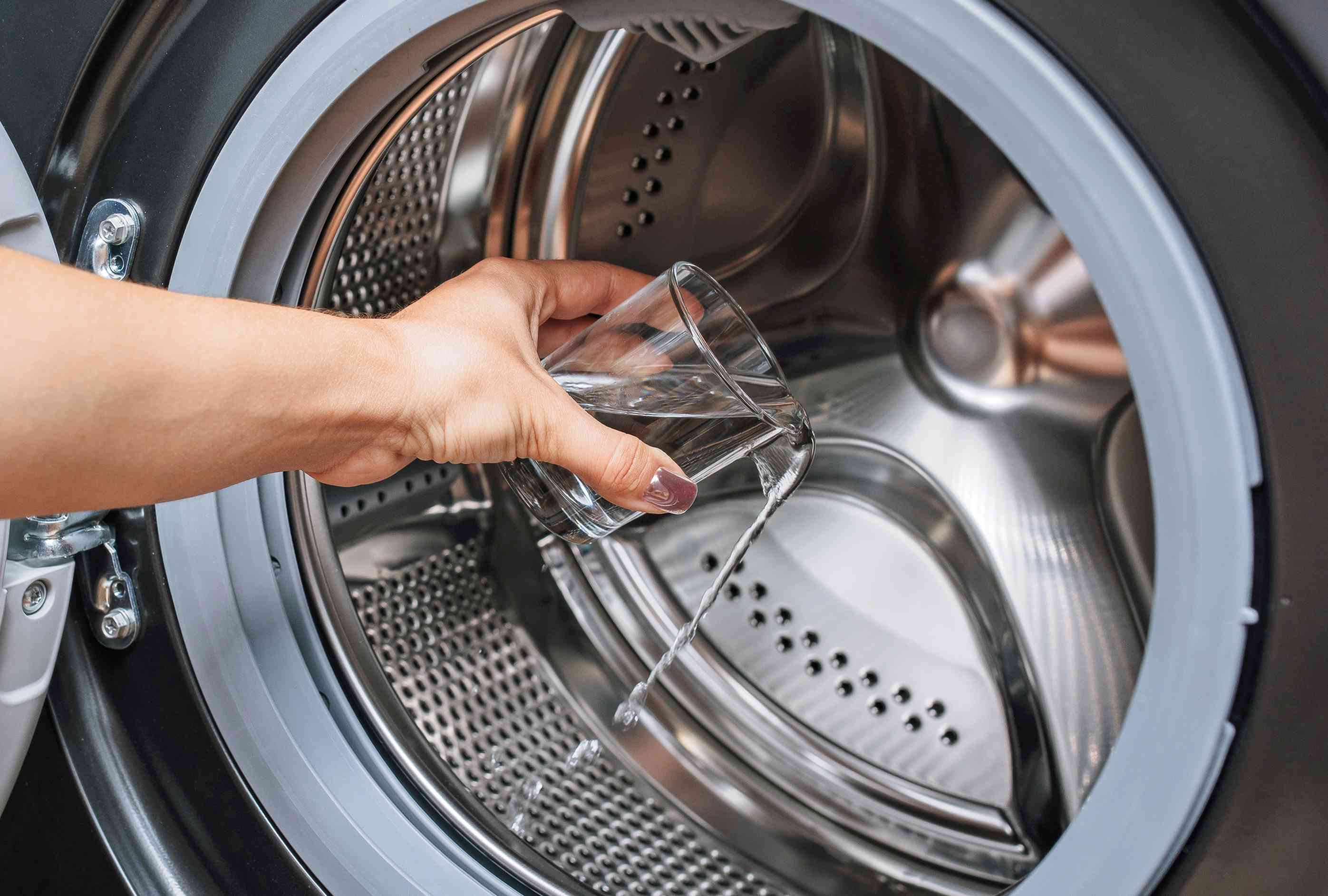 How To Clean And Maintain Your Washing Machine