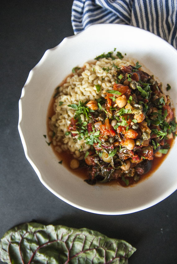 Spanish Style Garbanzo Beans With Barley The Seasonal Junkie