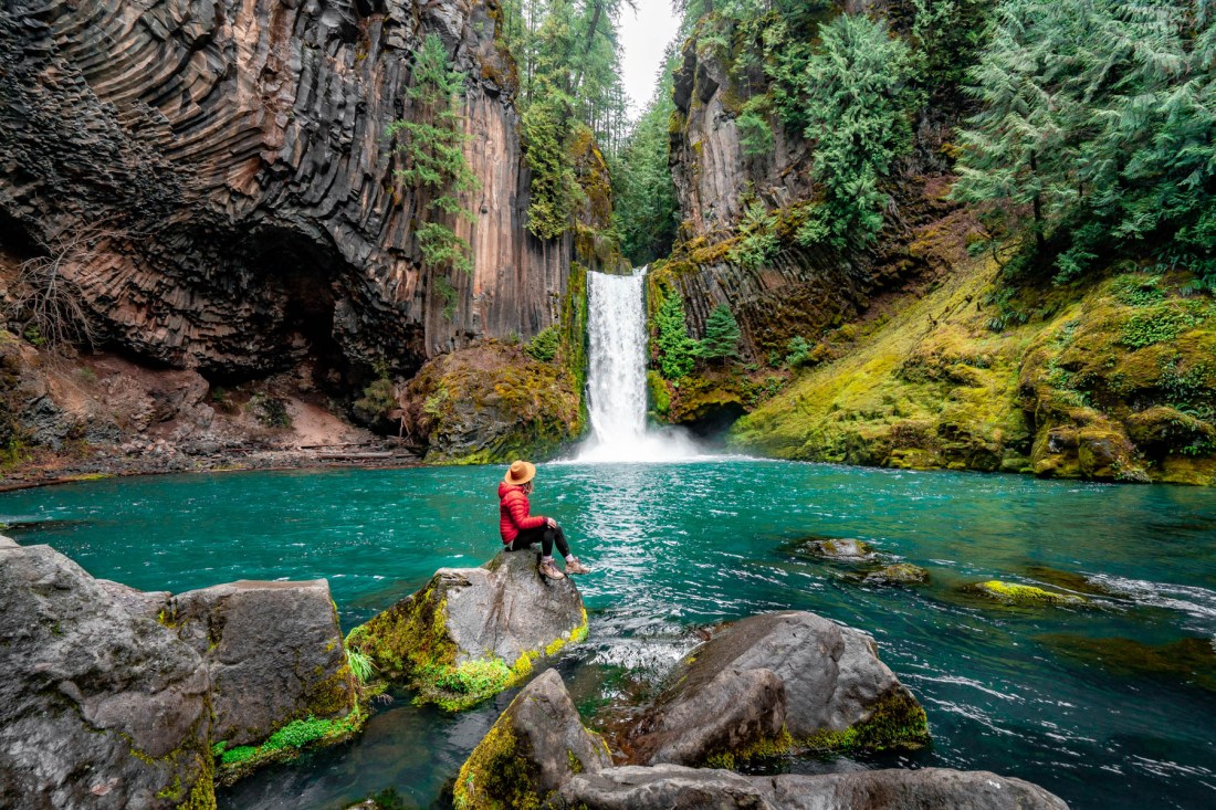 Waterfalls Near Portland: Top 5 Hiking Spots