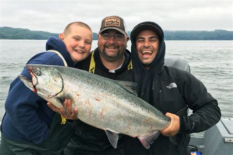 What's Chinook Lake Oregon Like? Fishing Guide